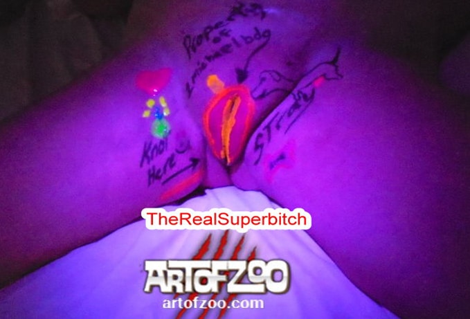 ArtOfZoo - Gilded Lily - TheRealSuperBitch